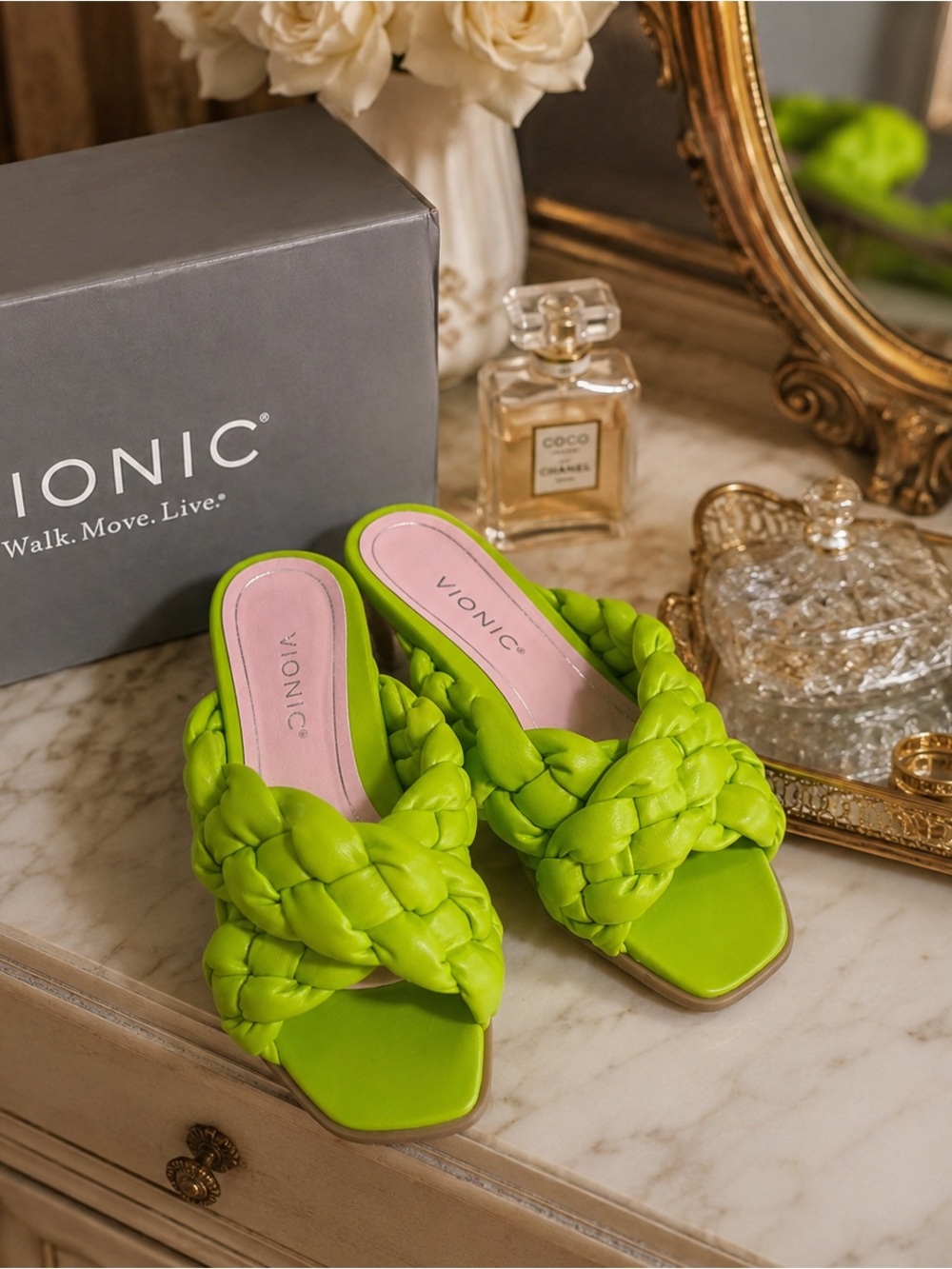 Vionic Lime Green Braided Leather Slide Sandals Women’s Size 7 NIB Comfort - Picture 11 of 11